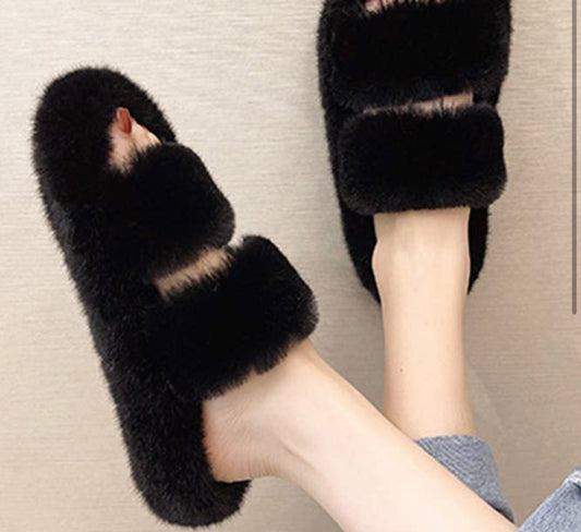 Black fur slippers